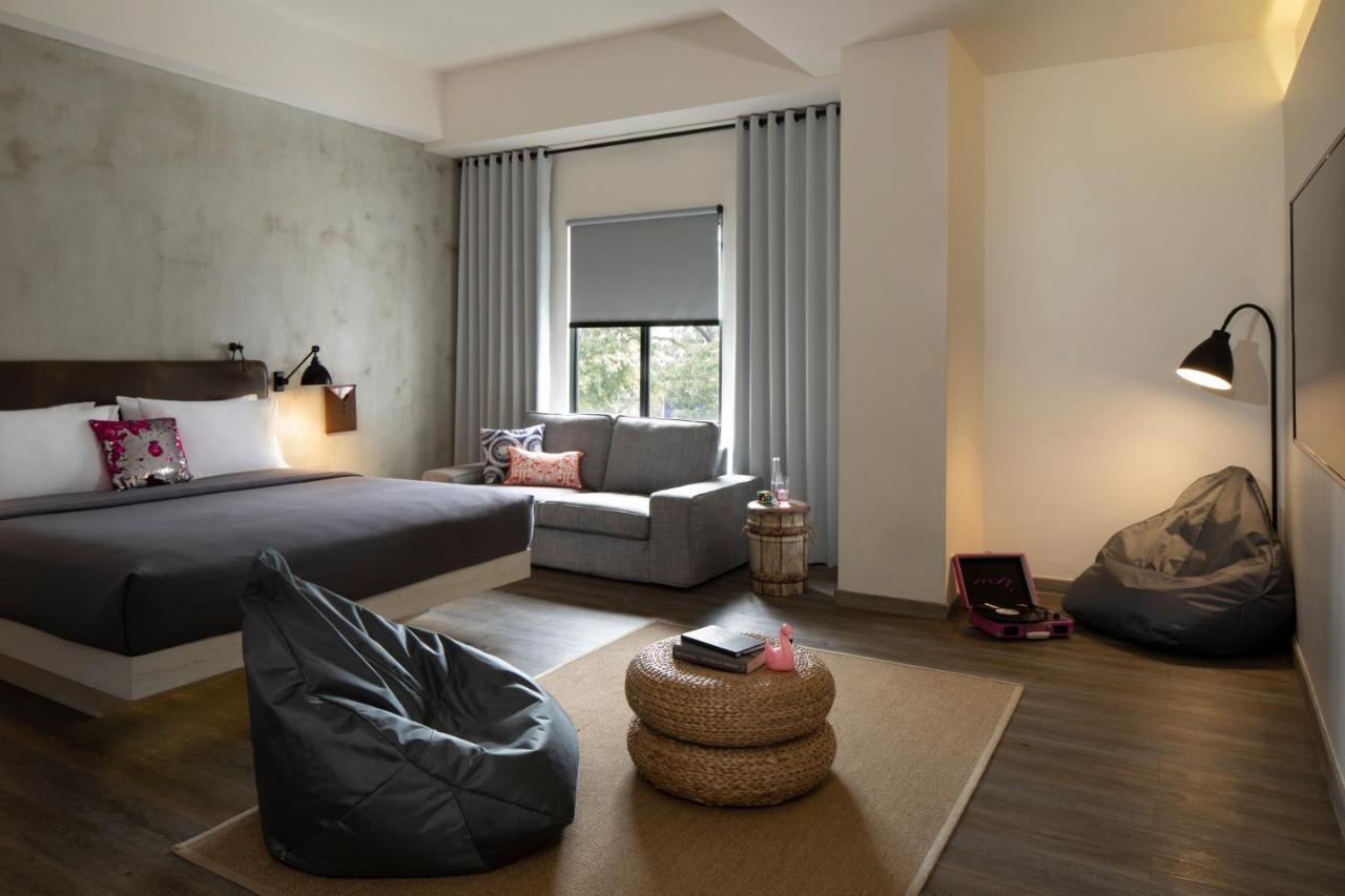 Hotel Moxy Bandung Exterior foto
